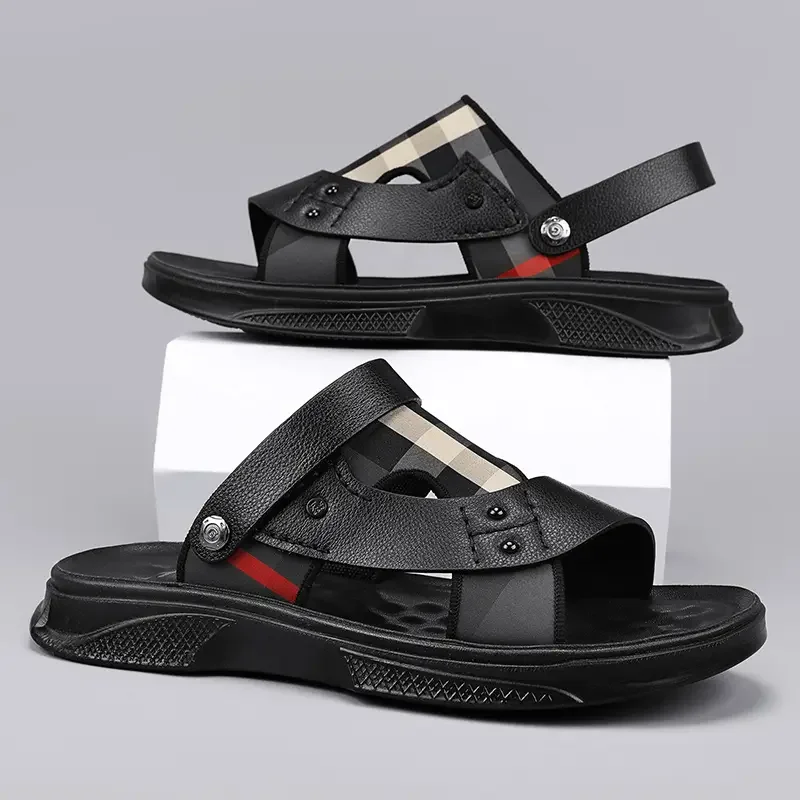 Women Fashion Outfits - Sandales et tongs d'été pour femmes,