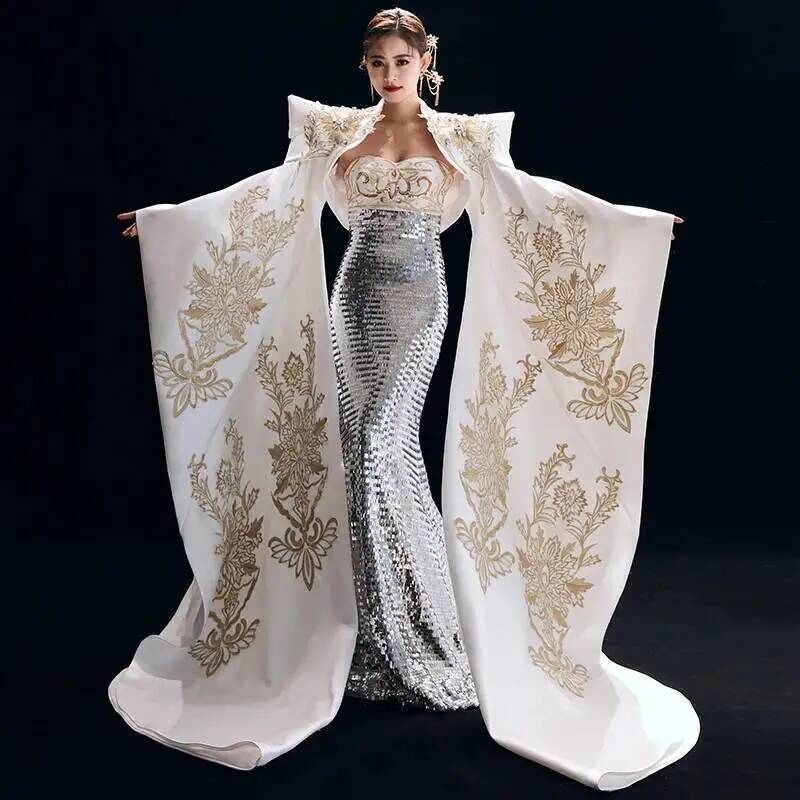 Women Queen Fashion - La robe formelle de l'hôte est