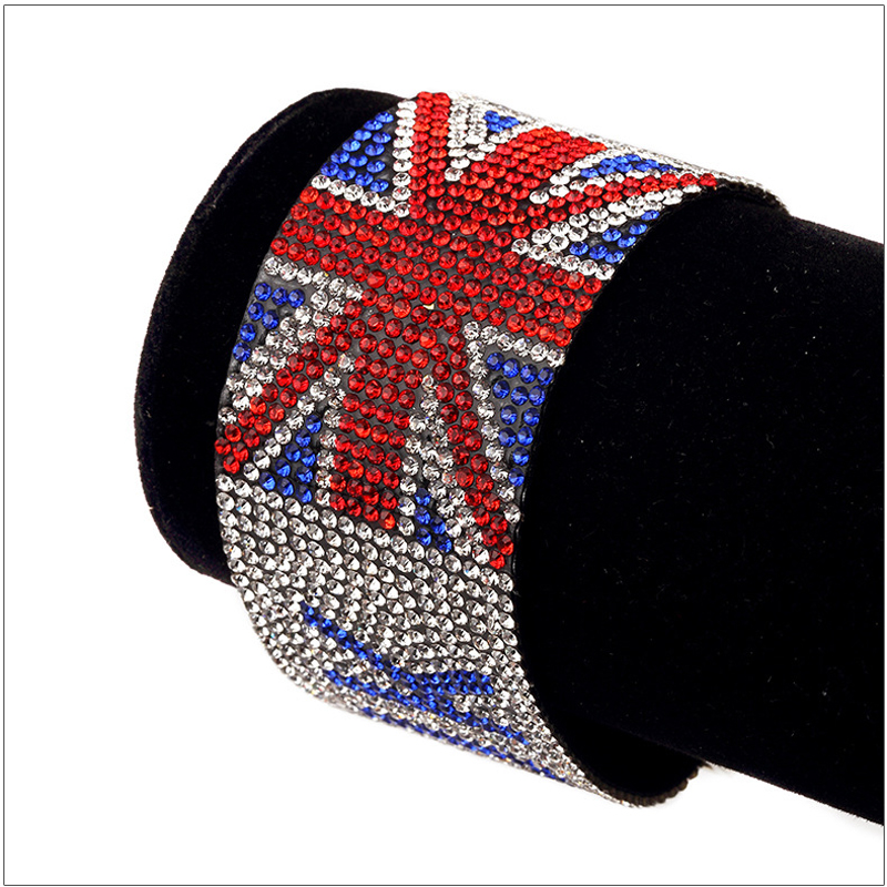 Bracelet manchette en biscuits - Women Fashion Uk avis et prix