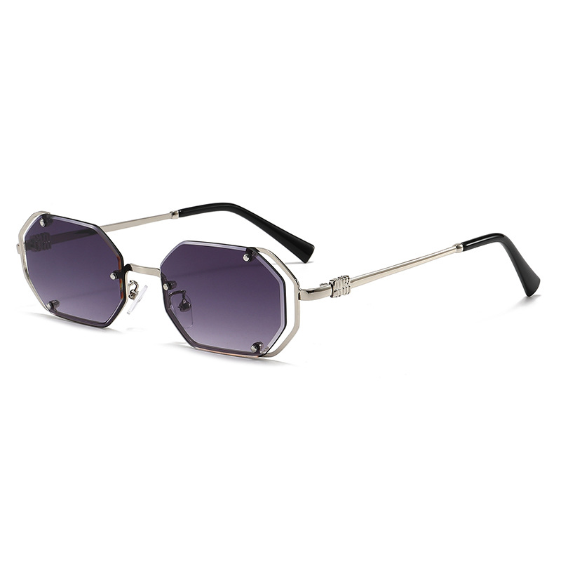 Lunettes de soleil polygonales - Women Fashion Pose avis et prix