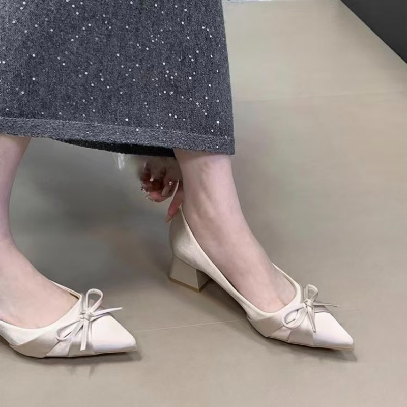 Chaussures simples rétro mi-lo - Women Fashion Heels avis et prix