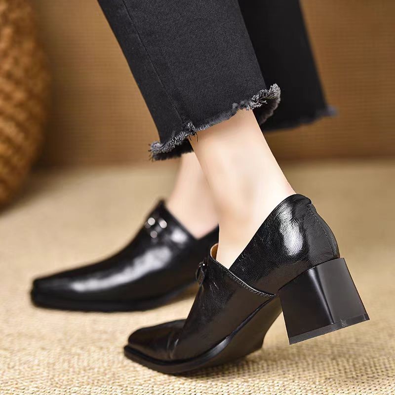 Talons hauts carrés Parker Cha - Women'S Fashion Trends Autumn 2025 avis et prix